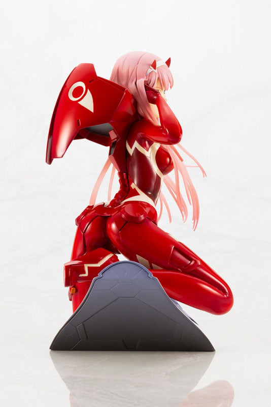 Kotobukiya Darling in the Franxx Zero Two 1/7 Scale Figure