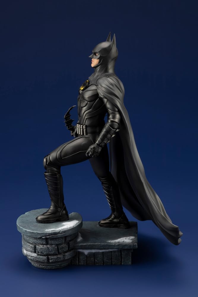 Kotobukiya  Batman ARTFX Statue (The Flash Version)