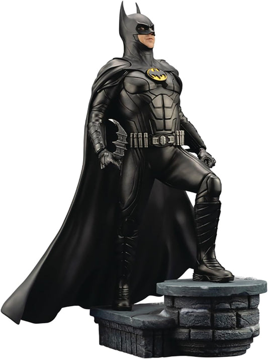 Kotobukiya  Batman ARTFX Statue (The Flash Version)