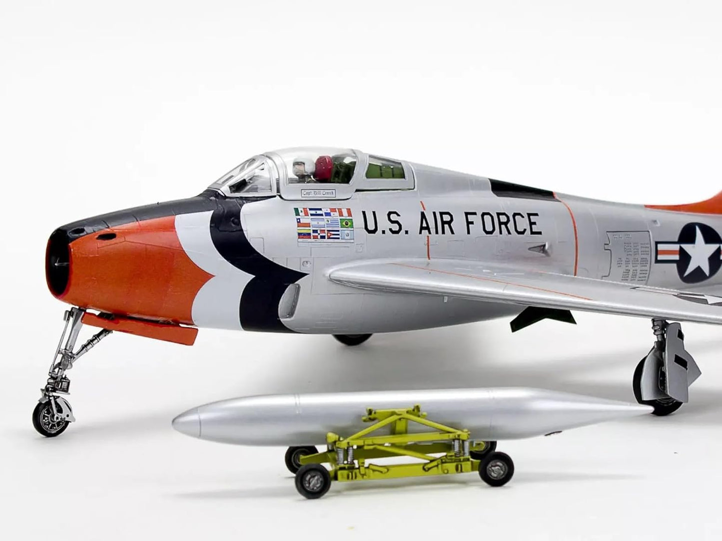 Revell F-84F Thunderstreak Aircraft US Air Force Thunderbirds Monogram Series 1/48 Scale Model Kit