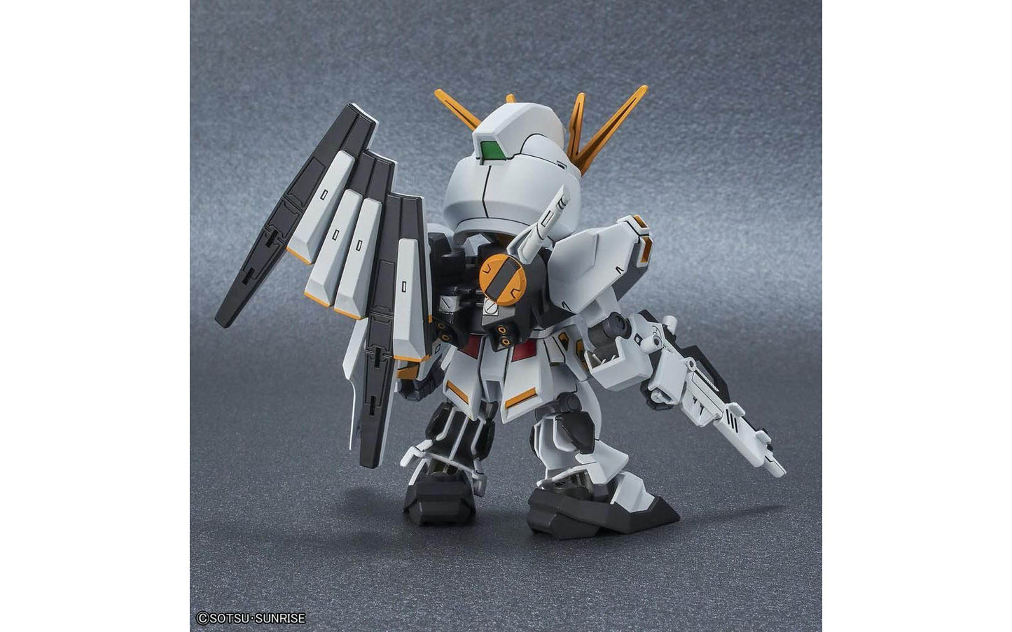 Bandai SD Gundam EX-Standard RX-93 v Gundam