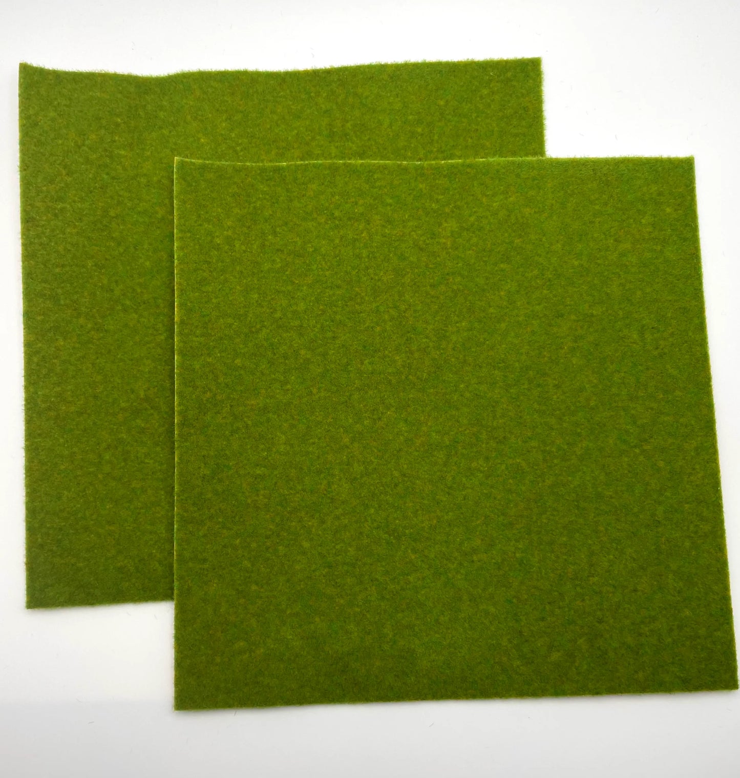 Rock Island Hobby  Spring Green 4 Grass Sheets