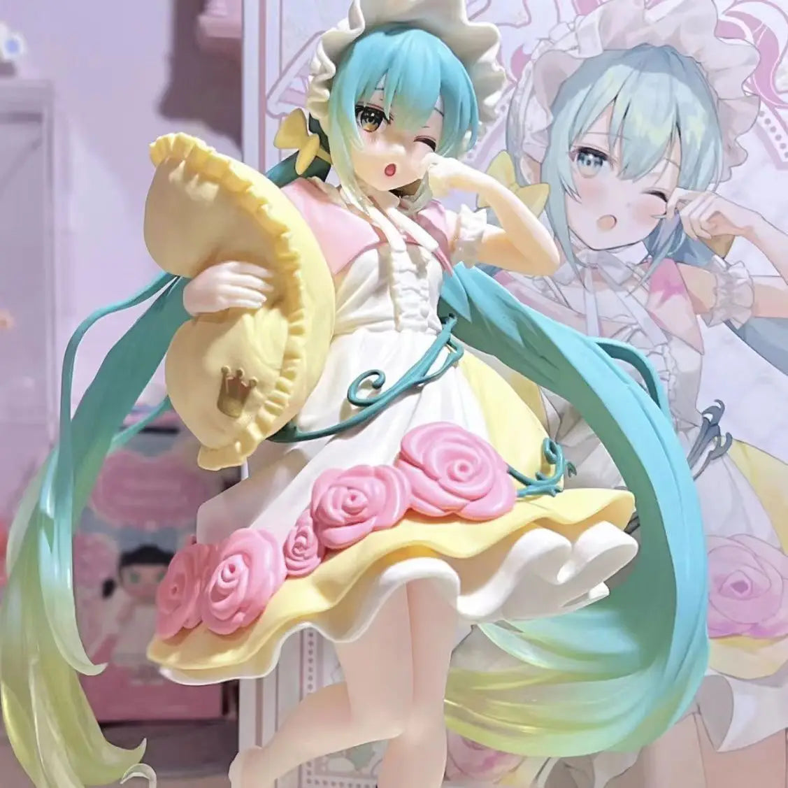 Hatsune Miku Collectible Anime Figure