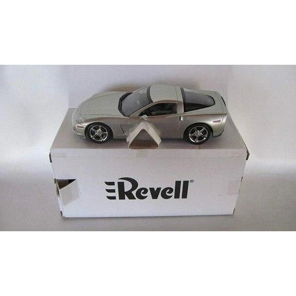 Revell 2006 Silver Vette Coupe Plastic Model 1/25 Scale